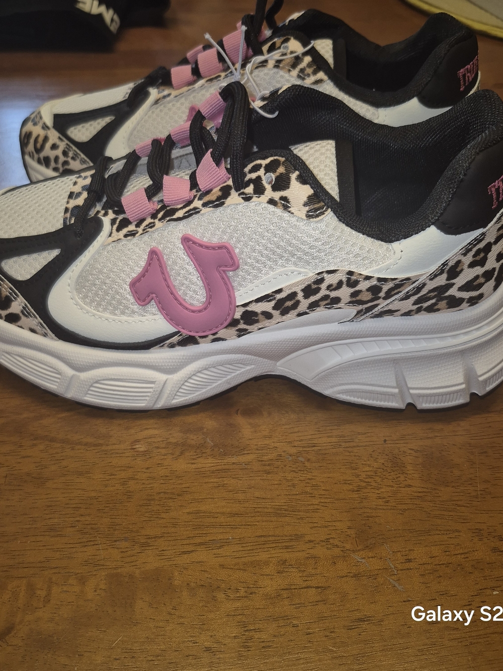 True Religion Women's Leopard Accent Sneakers in White and Pink - Picture 2 of 3